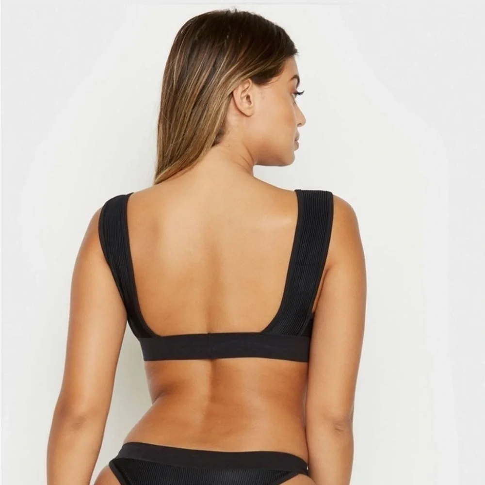 Frankie's Bikinis Drew Ribbed Bikini Top Large NWT